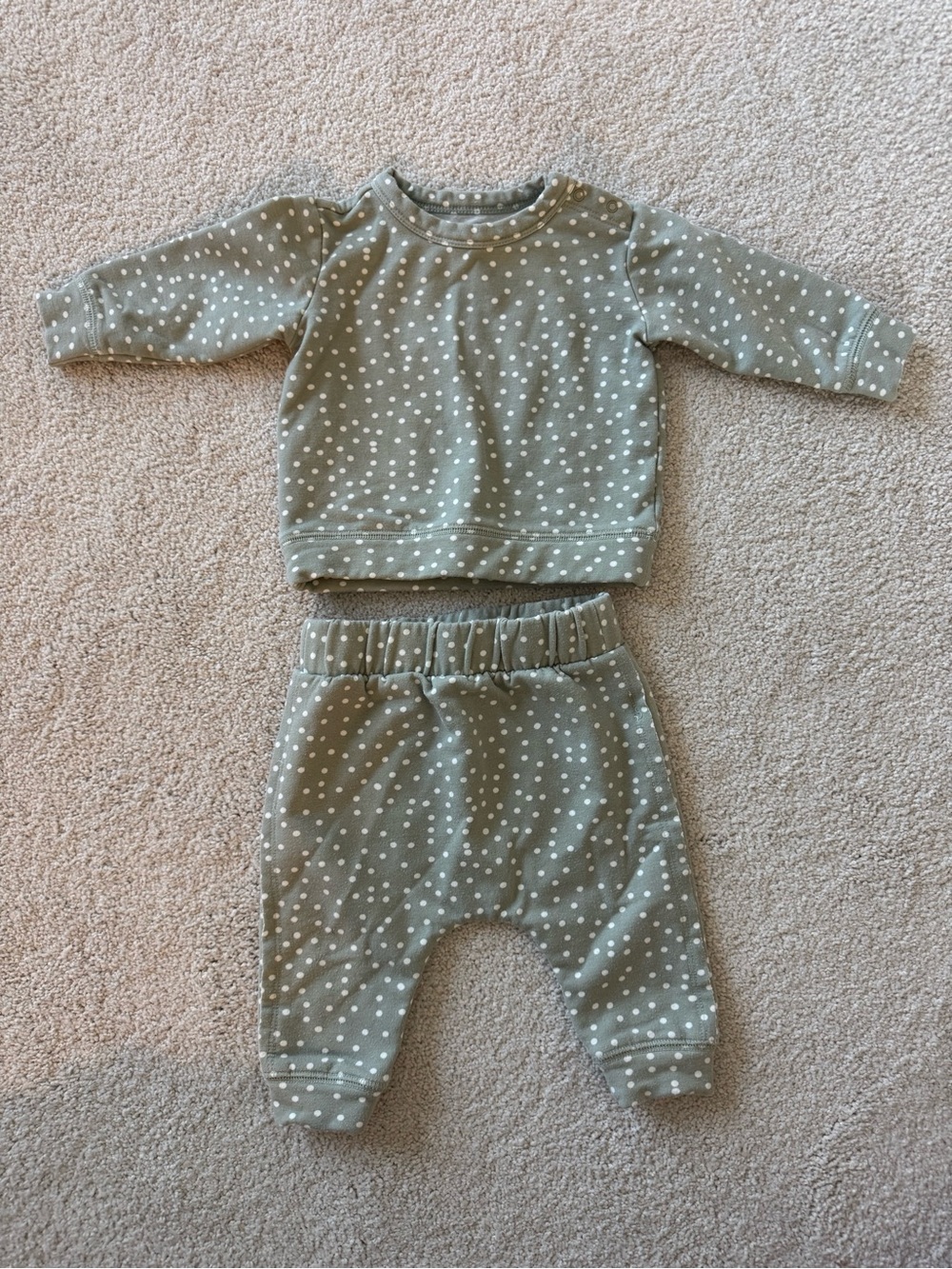 Nordstrom Olive Green Polka Dot Kids Pajama Set